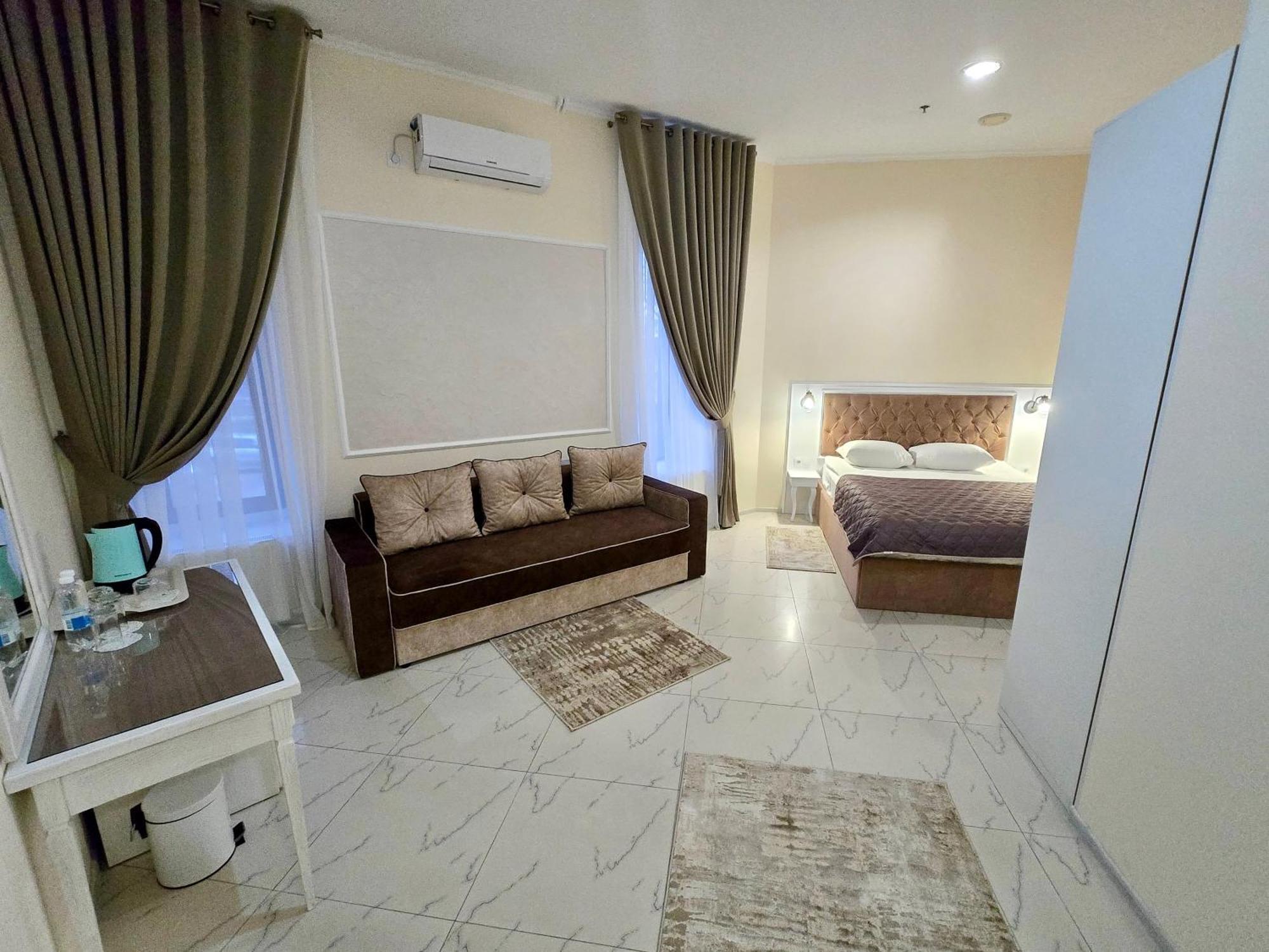 Mark Plaza Hotel Mykolaiv Exterior photo