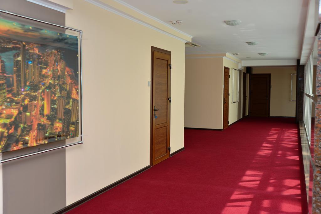 Mark Plaza Hotel Mykolaiv Exterior photo