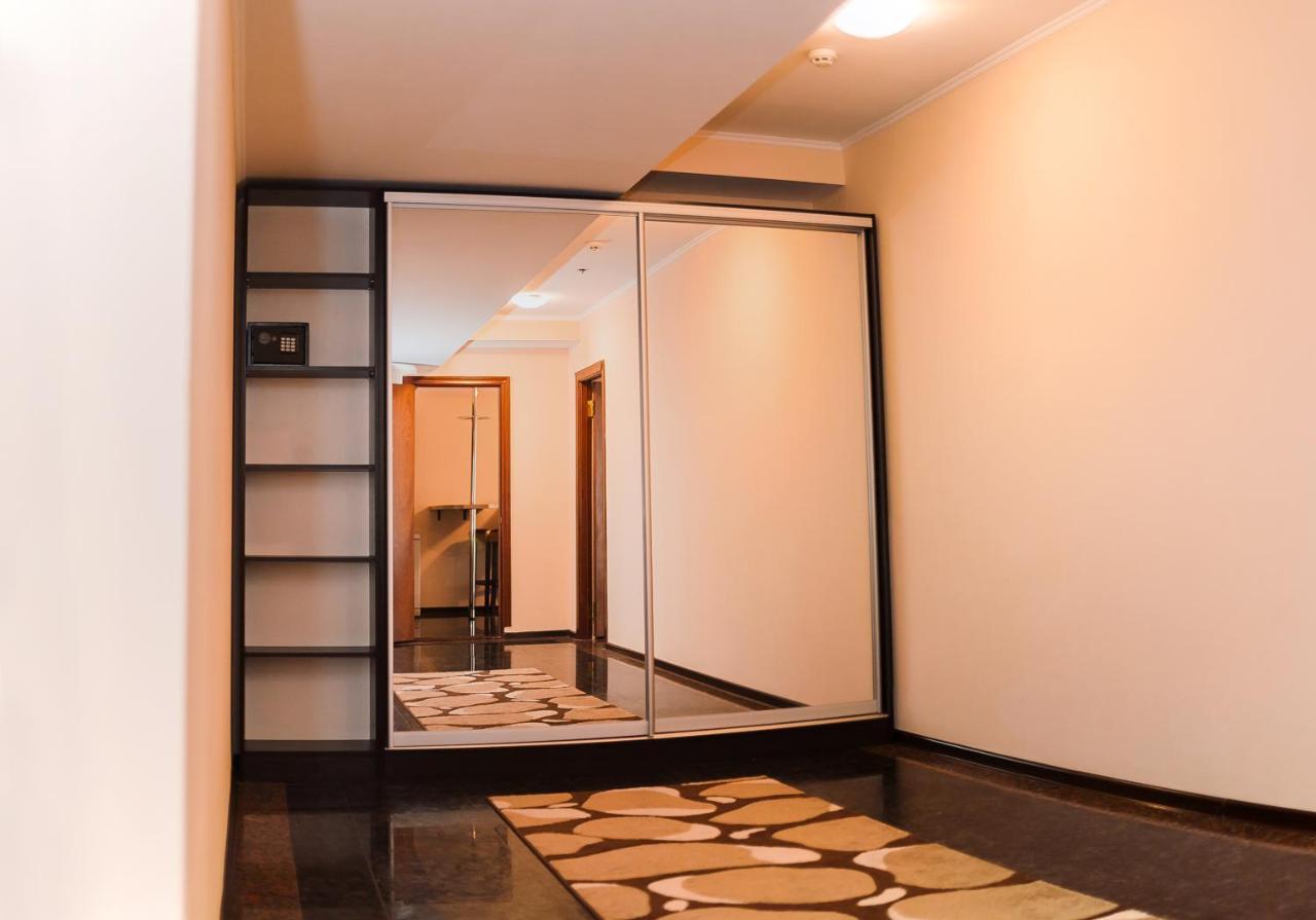 Mark Plaza Hotel Mykolaiv Exterior photo